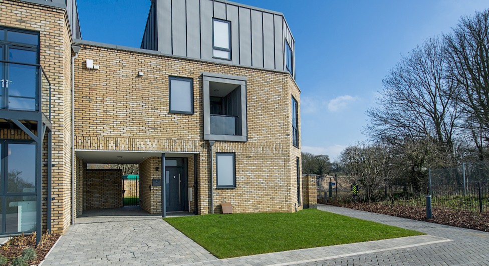 DESIGNING SMARTER HOMES FOR A LOWER-CARBON FUTURE